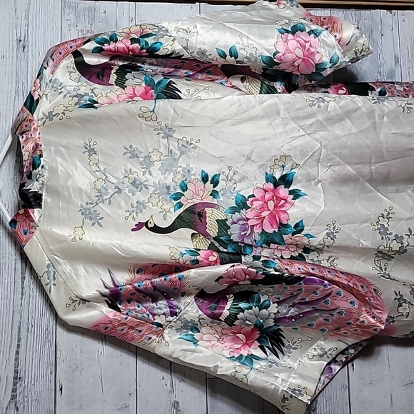Sam Well O/S Silk Multicolored Print Kimono Robe - Picture 8 of 10